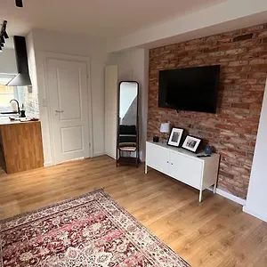 Apartament Old Tenement, Warszawa